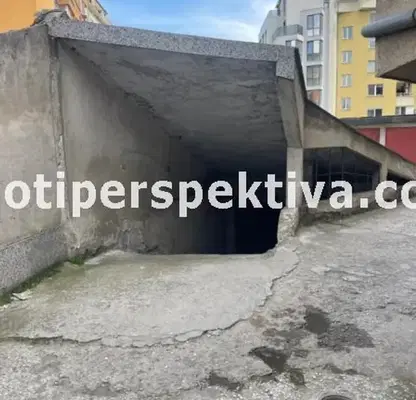 Снимка 2 — Гараж/Паркомясто в Пловдив, Кършияка