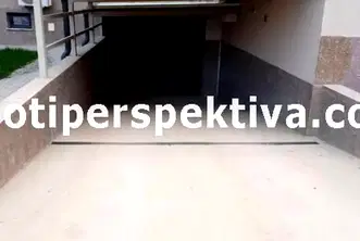 Гараж/Паркомясто в Пловдив, Кючук Париж