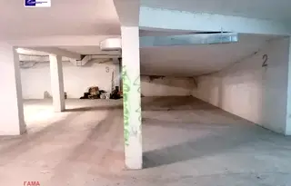 Гараж/Паркомясто във Варна, Левски 1