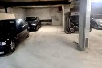 Гараж/Паркомясто във Варна, Левски 2