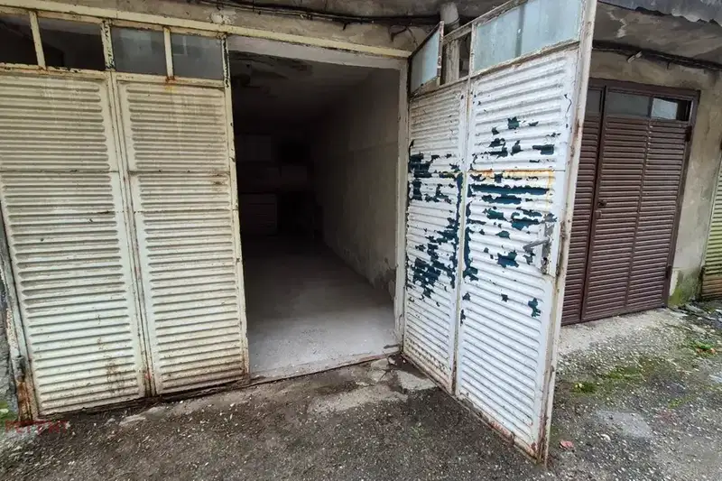 Гараж/Паркомясто в Габрово, Младост