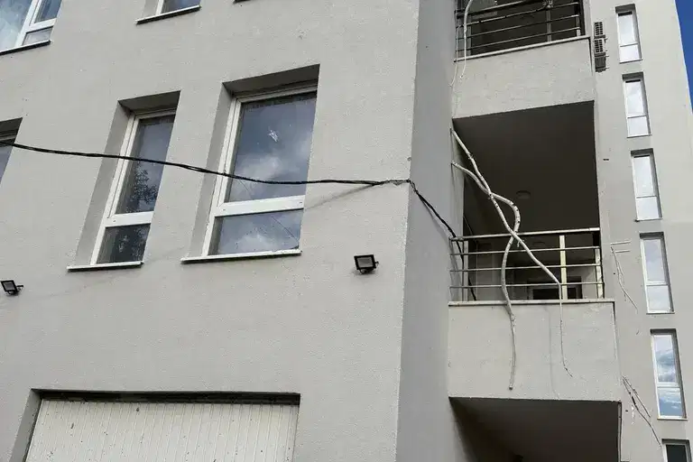 Гараж/Паркомясто в София, Обеля 1