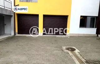 Гараж/Паркомясто в Раз, Орел
