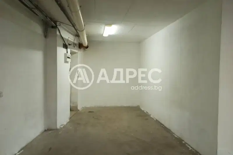 Гараж в София, Овча купел