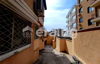 Гараж/Паркомясто във Варна, Погреби