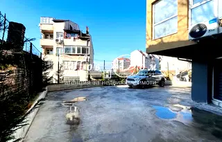 Гараж/Паркомясто във Варна, Погреби