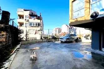 Гараж/Паркомясто във Варна, Погреби