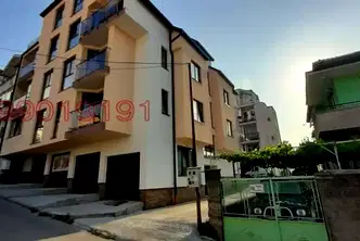 Гараж/Паркомясто в Шумен, Пожарната