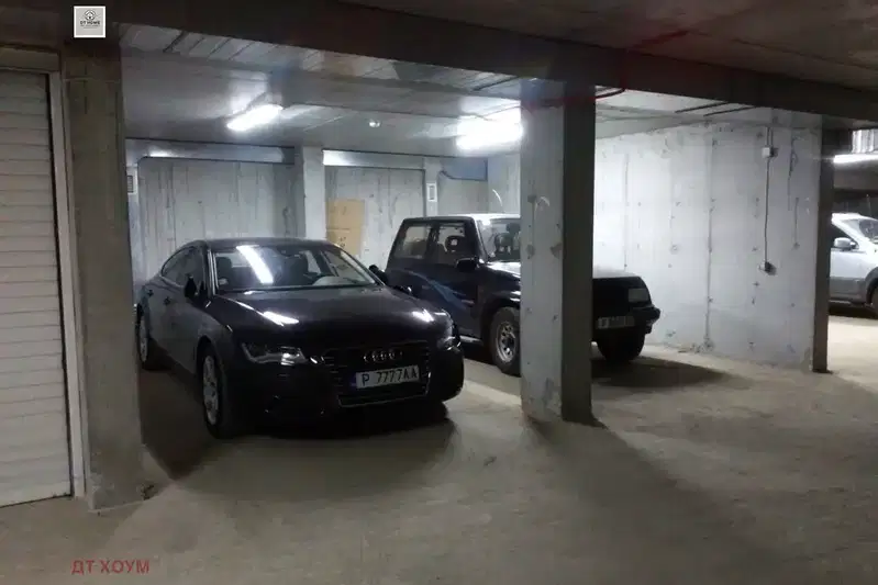 Garage/Parking in Ruse, Rodina 1