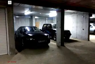Гараж/Паркомясто в Русе, Родина 1