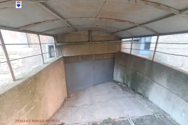 Гараж/Паркомясто в Русе, Широк център