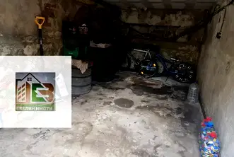 Гараж/Паркомясто в Русе, Широк център