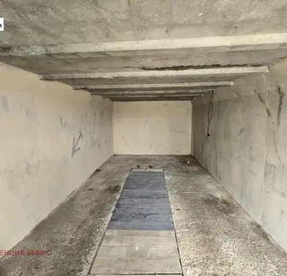 Photo 2 — Garage/Parking in Ruse, Shirok Centyr