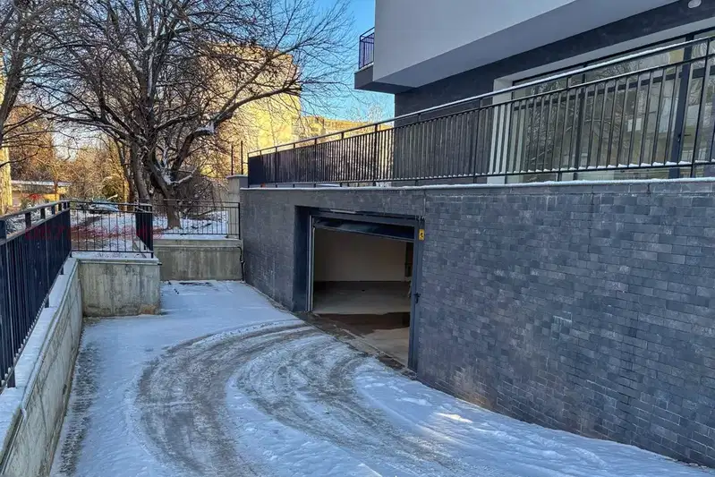 Гараж/Паркомясто в Плевен, Сторгозия