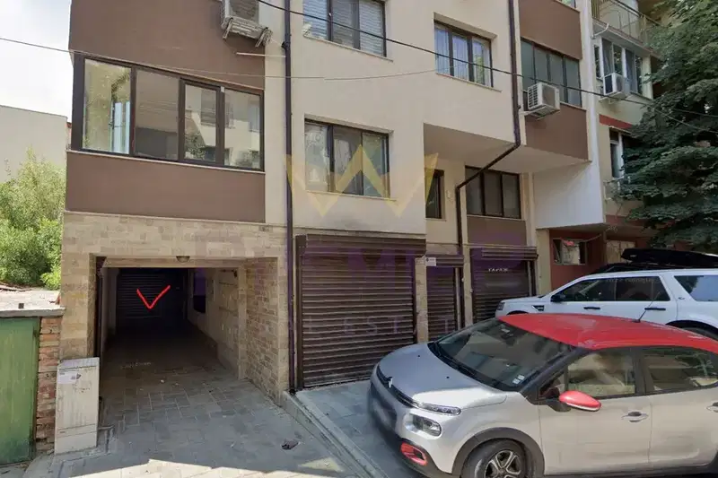 Garage/Parking in Varna, Troshevo