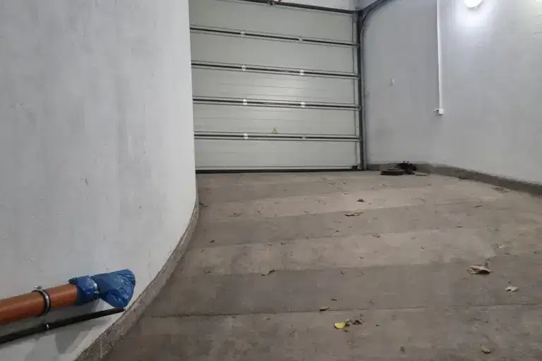 Garage/Parking in Varna, Troshevo