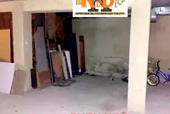 Гараж/Паркомясто във Варна, Виница