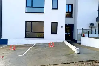Гараж/Паркомясто във Варна, Виница