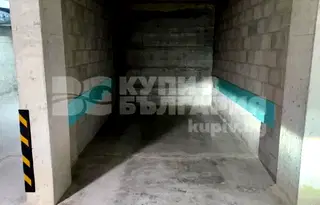 Гараж/Паркомясто във Варна, Владислав Варненчик 1