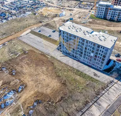 Снимка 2 — Гараж/Паркомясто във Варна, Владислав Варненчик 1