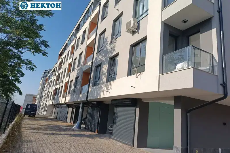 Garage/Parking in Varna, Vladislav Varnenchik 1