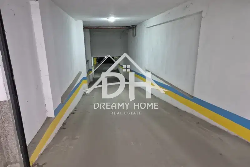 Garage/Parking in Kyrdjali, Vyzrojdenci