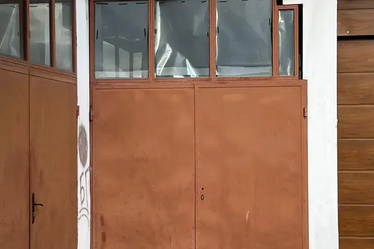 Гараж/Паркомясто в Русе, Ялта