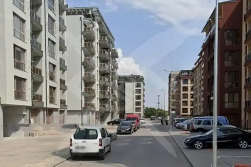 Garage/Parking in Plovdiv, Yujen