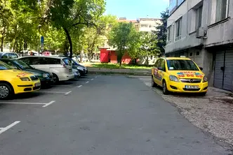 Гараж/Паркомясто във Варна, Зимно кино Тракия