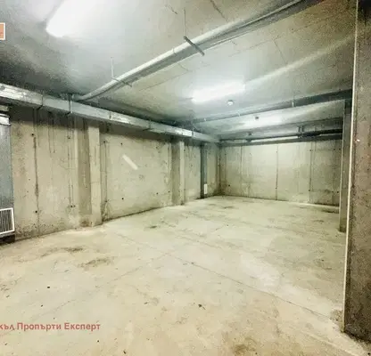 Photo 5 — Garage/Parking in Oblast Blagoevgrad, Bansko