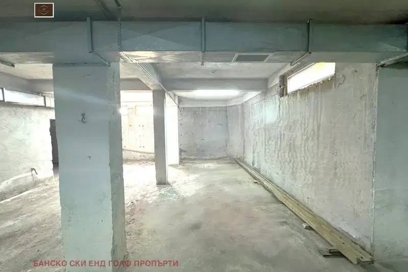 Garage/Parking in Oblast Blagoevgrad, Bansko