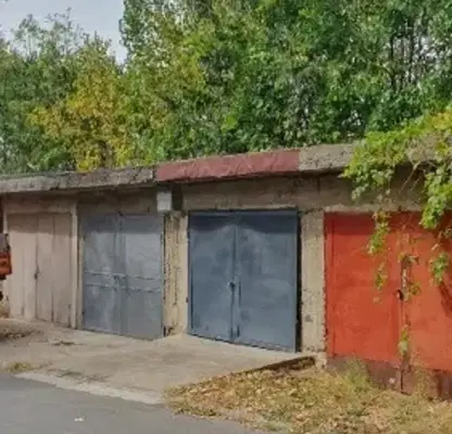 Photo 3 — Garage/Parking in Oblast Kyrdjali, Момчил