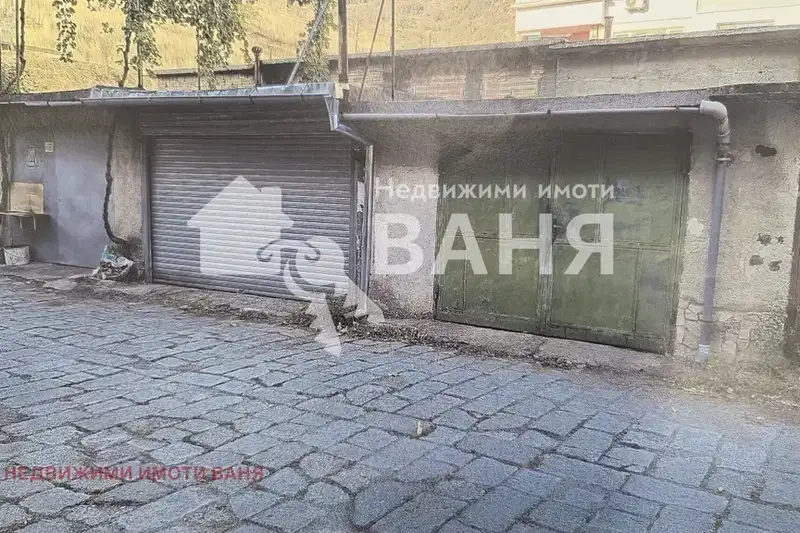 Гараж/Паркомясто в Пловдив, Сопот