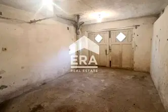 Гараж/Паркомясто в Търговище, Попово