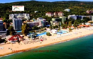Хотел в к.к. Златни пясъци