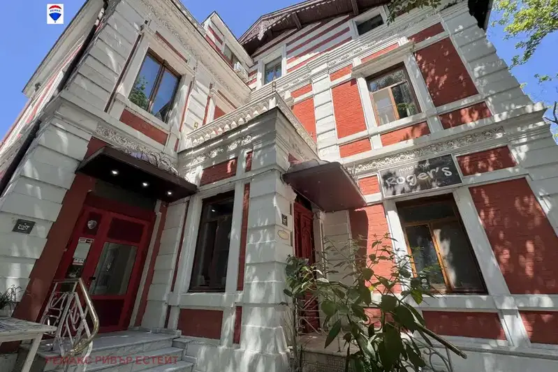 Hotel in Ruse, Centyr