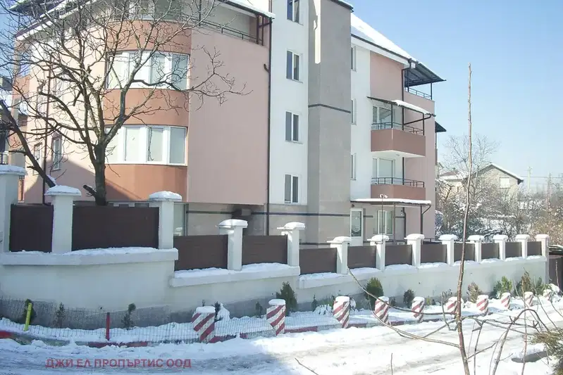 Хотел в София, Горна баня