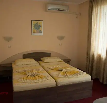 Photo 5 — Hotel in Burgas, Chernomorec