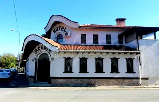 Хотел в Бургас, Малко Търново