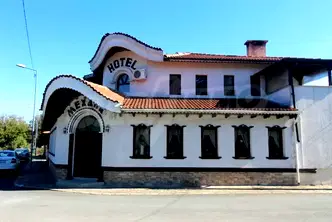 Хотел в Бургас, Малко Търново