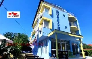 Хотел в Бургас, с. Лозенец