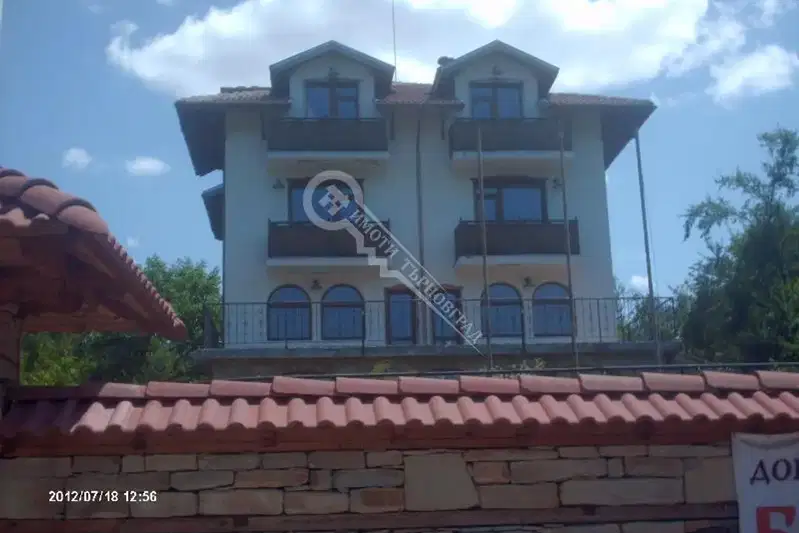 Хотел в Габрово, с. Боженците