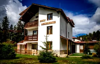 Хотел в Пазарджик, с. Кръстава