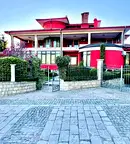 Хотел в Пловдив, Карлово