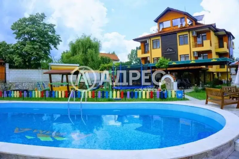 Hotel in Shumen, Sushina