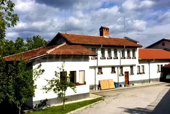 Хотел в Смолян, с. Чокманово