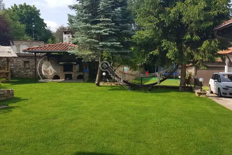 Хотел във Велико Търново, с. Арбанаси