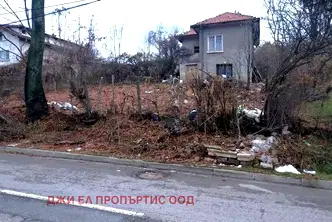 Къща в Банкя