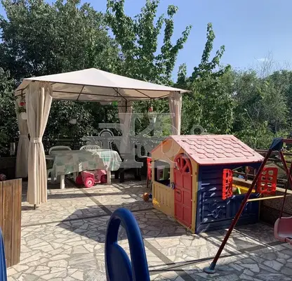 Снимка 3 — Къща с 10 апартамента и паркоместа в м-т Евксиноград, Варна
