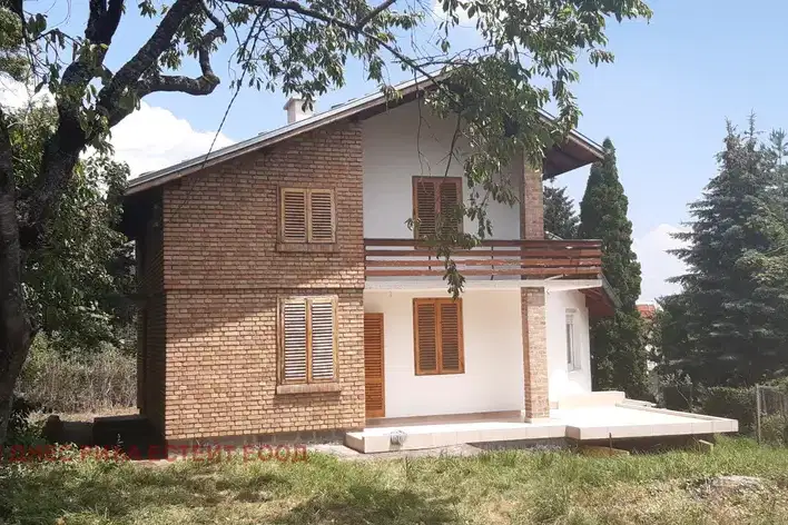 Къща в с. Бистрица
